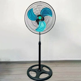 搅拌机;电压力锅;家用电炸锅