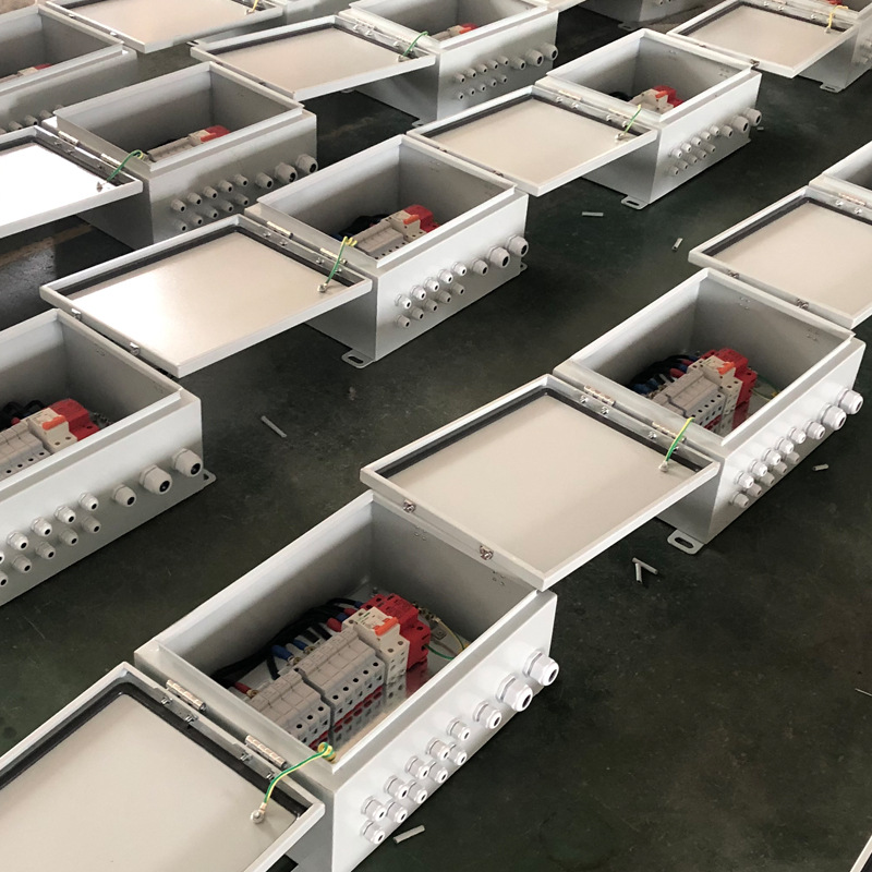 DC500v直流防雷汇流箱 5路汇1 IP65 防水、防尘、并网离网系统