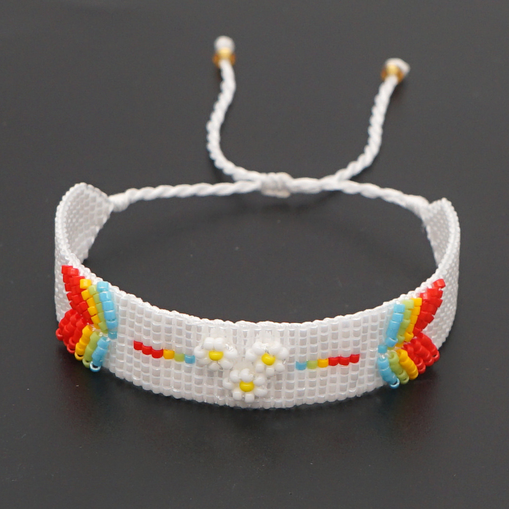 Simple Bohemian Rainbow Beaded Small Daisy Bracelet display picture 5