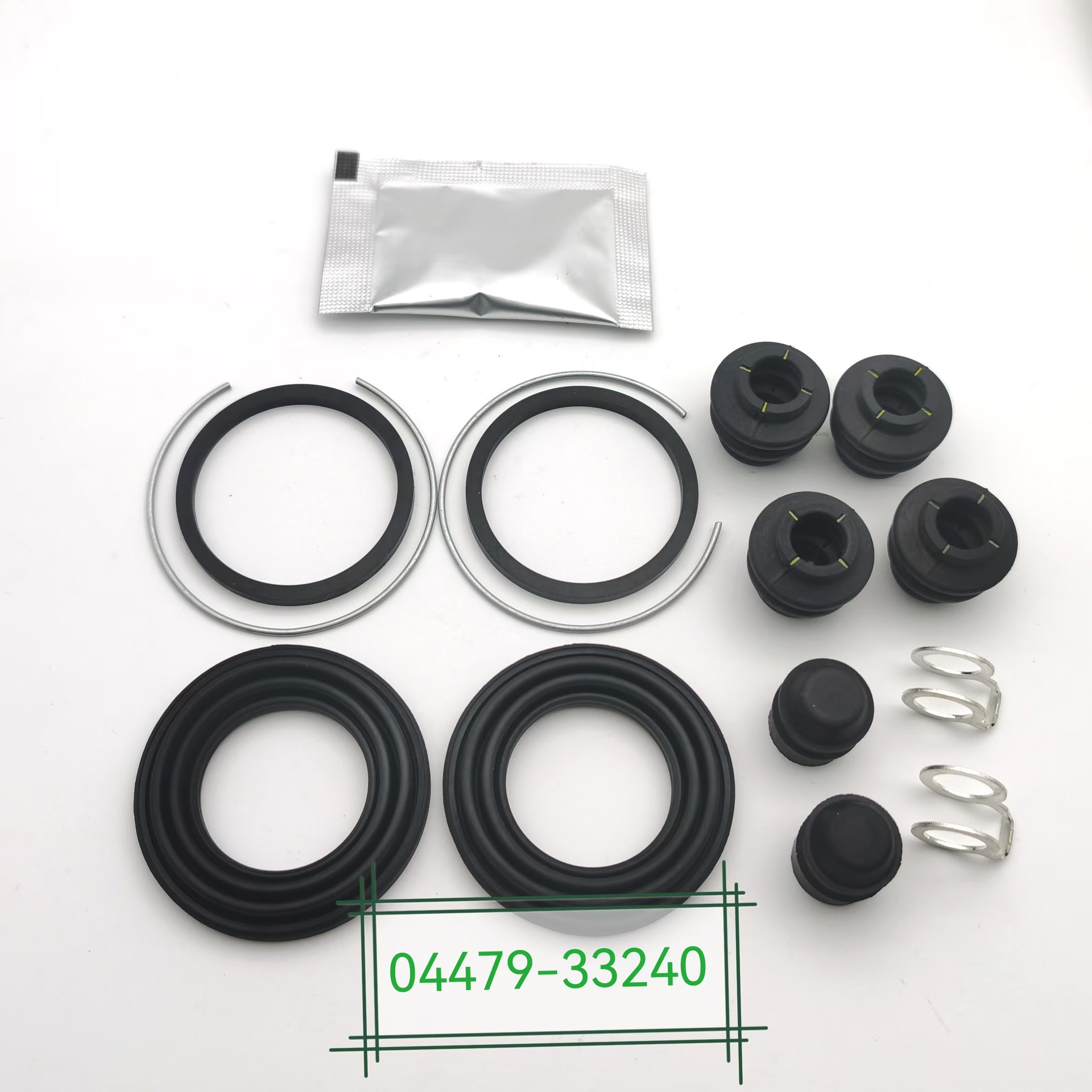 04479-33240适用丰田刹车卡钳修理包前后分泵修理包制动钳修理包