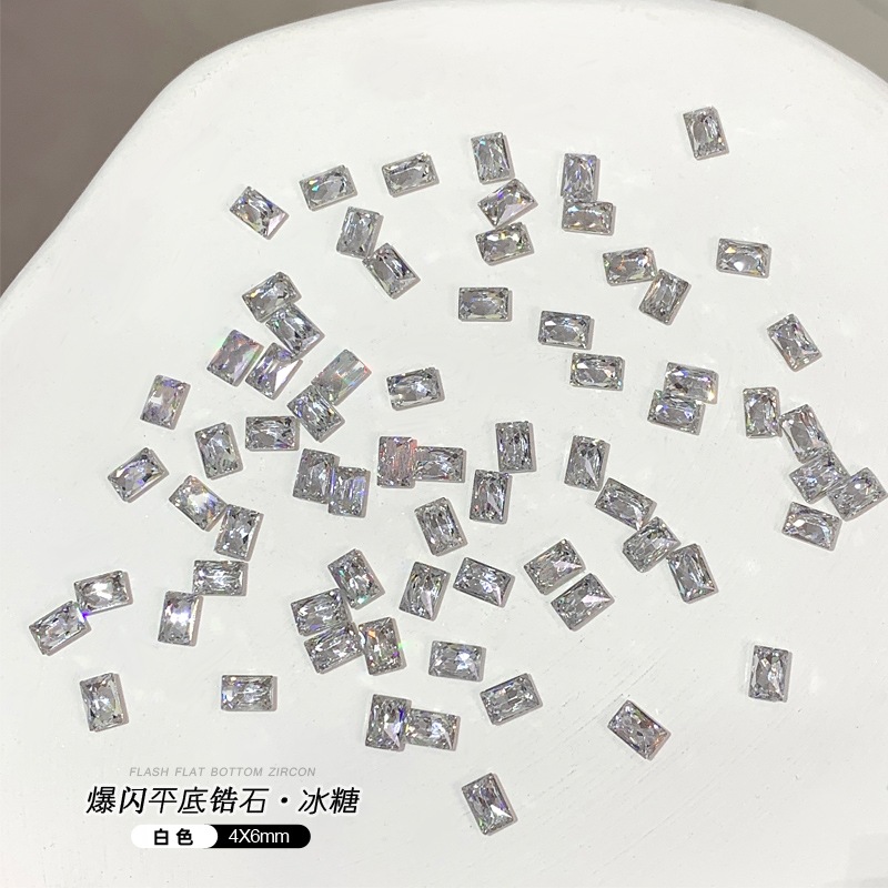 白色.jpg