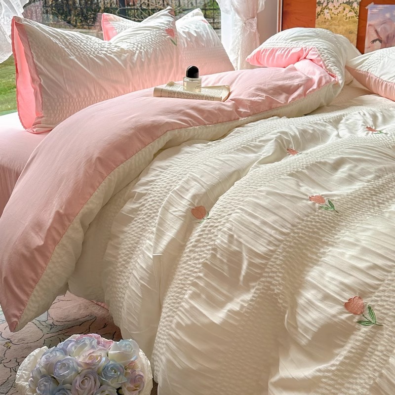 Ropa de cama de cuatro piezas de algodón lavado de gasa 2025 nuevo estilo princesa viento ropa de cama desnuda funda de edredón de tres piezas