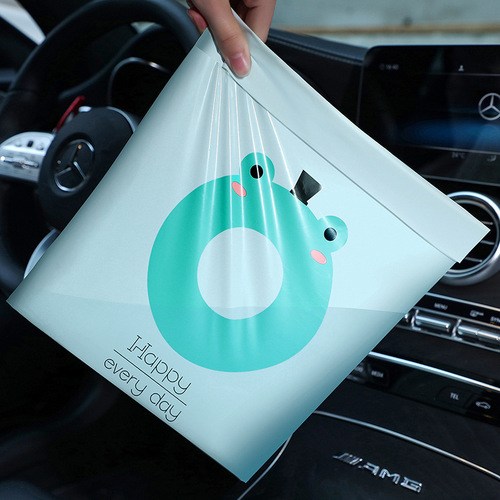 Car garbage bag wholesale adhesive car trash can storage cleaning bag car disposable storage bag