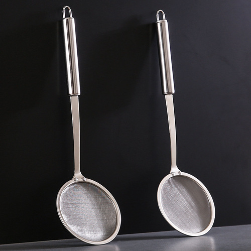 Stainless Steel Filter Mesh Set: Ultra-Fine Strainer for Soy Milk, Juice, and Small Bowls—Perfect for Household Kitchens, Ideal for Skimming Oil Residue or Using as a Colander