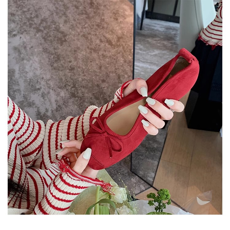 Grape Mom's Same Style Small Round Toe Ballet Style Bow Soft Surface Shallow Mouth Flats Shoes for Women 2025 Autumn New Style