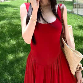 法式复古吊带红色连衣裙女2025年夏季小个子无袖修身显瘦气质长裙