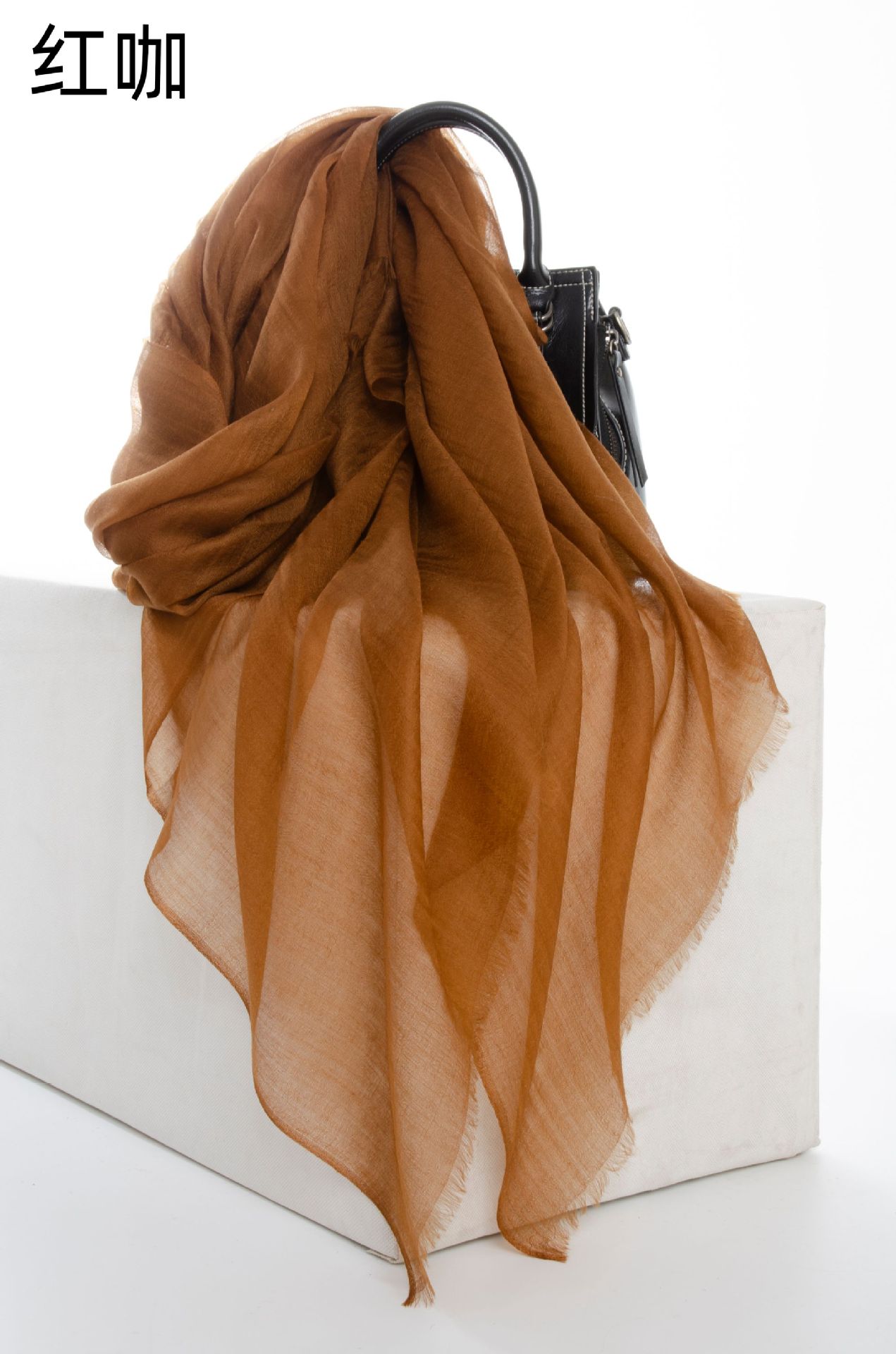 Fábrica de Mongolia Interior nuevo estilo liso 400 anillo ligero bufanda de terciopelo otoño e invierno cuatro estaciones damas cálido chal grande