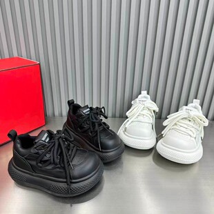 ����ϵ�ЬŮ����ϵ�����e�\��Ь�ٴ��@�ݳ��ȴ��^Ь�޺ÿ����Ь
