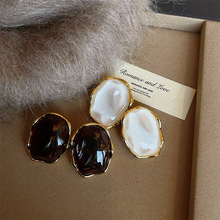 真金电镀不规则椭圆形树脂耳环女港风复古气质夸张几何大耳坠耳饰