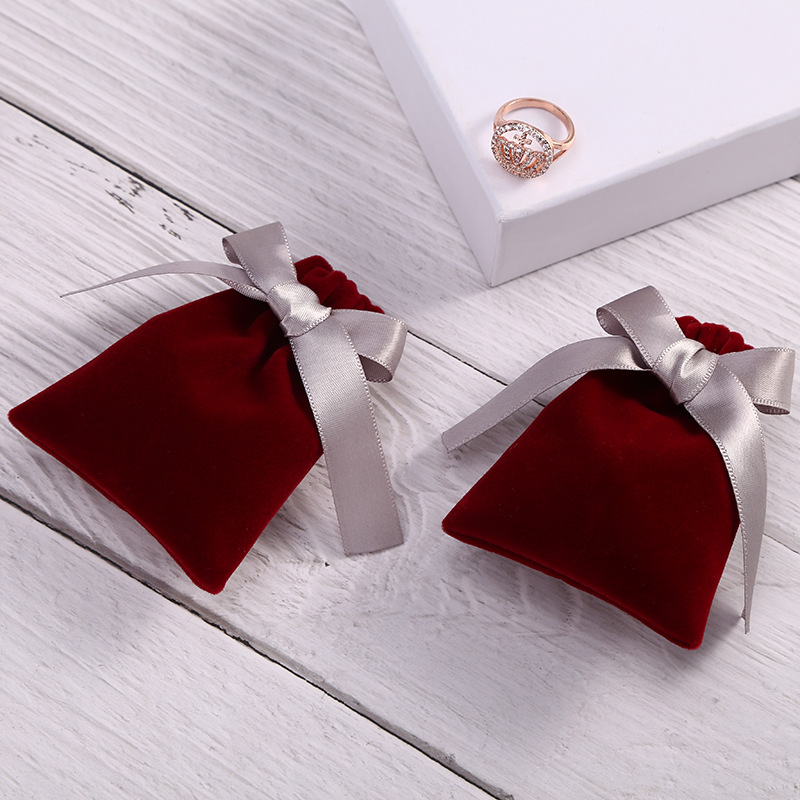 Cute Simple Style Bow Knot Flannel Jewelry Packaging Bags display picture 6