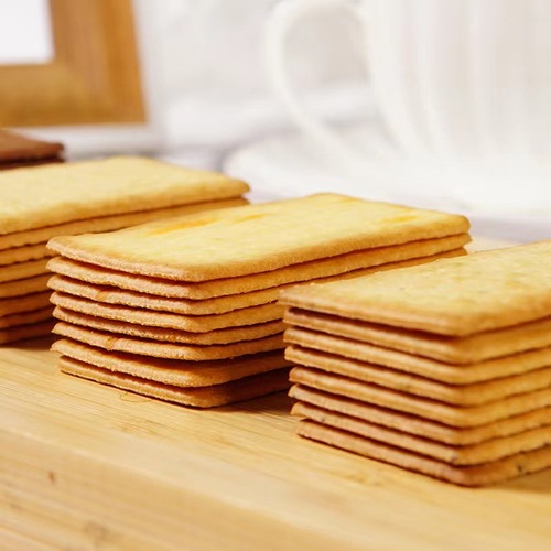 Rock-fired cheese crispy thin biscuits, dark coffee flavor, office leisure, internet celebrity afternoon tea snacks, manufacturer wholesale