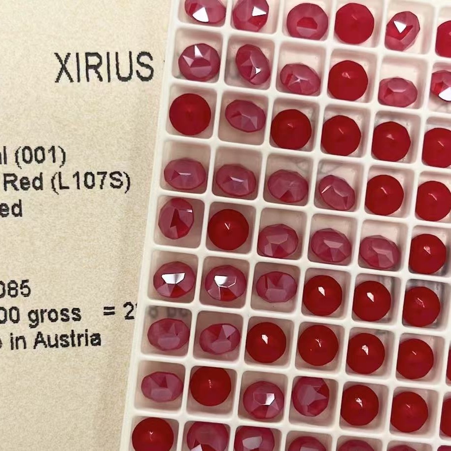 L107S 크림 로얄 레드