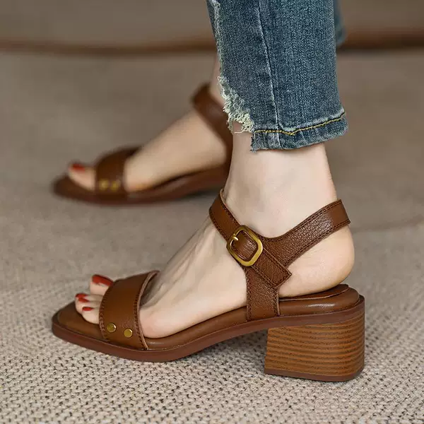 Commuter Mid-Heel Velcro Open-Toe Soft Leather Women's Shoes 2026 Summer Simple Retro Chunky Heel Height-Increasing Sandals