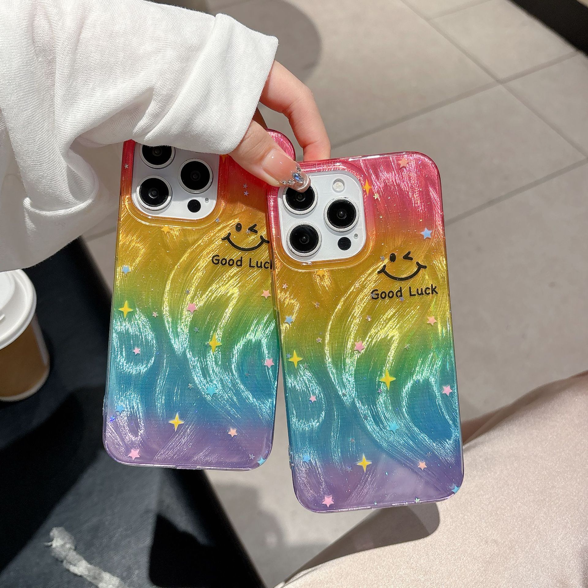 La cara sonriente floreciente de estilo ins es adecuada para la funda del teléfono móvil Apple 16ProMax 15Pro Girl Heart 14/13 New 16P