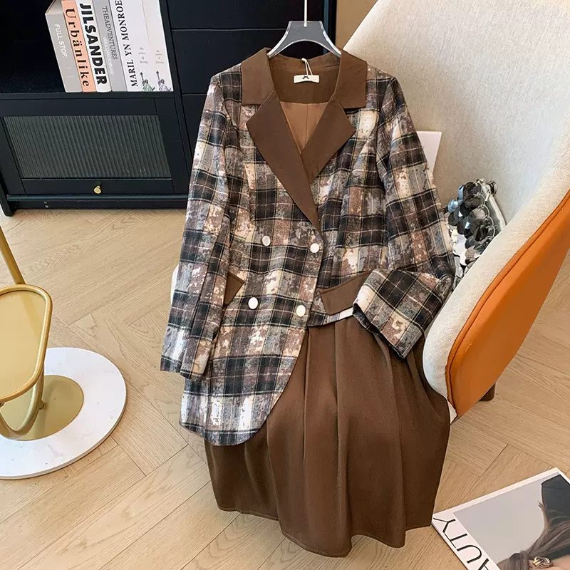 300斤特大码女装胖mm西装领假两件长袖连衣裙2024深秋新款高级感