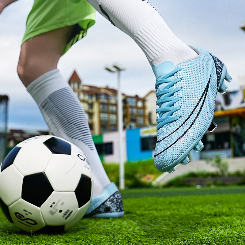 Cross-border New plus size Lightweight Non-slip Football Shoes Fashionable All-match Youth Training sneaker Jinjiang Shoes