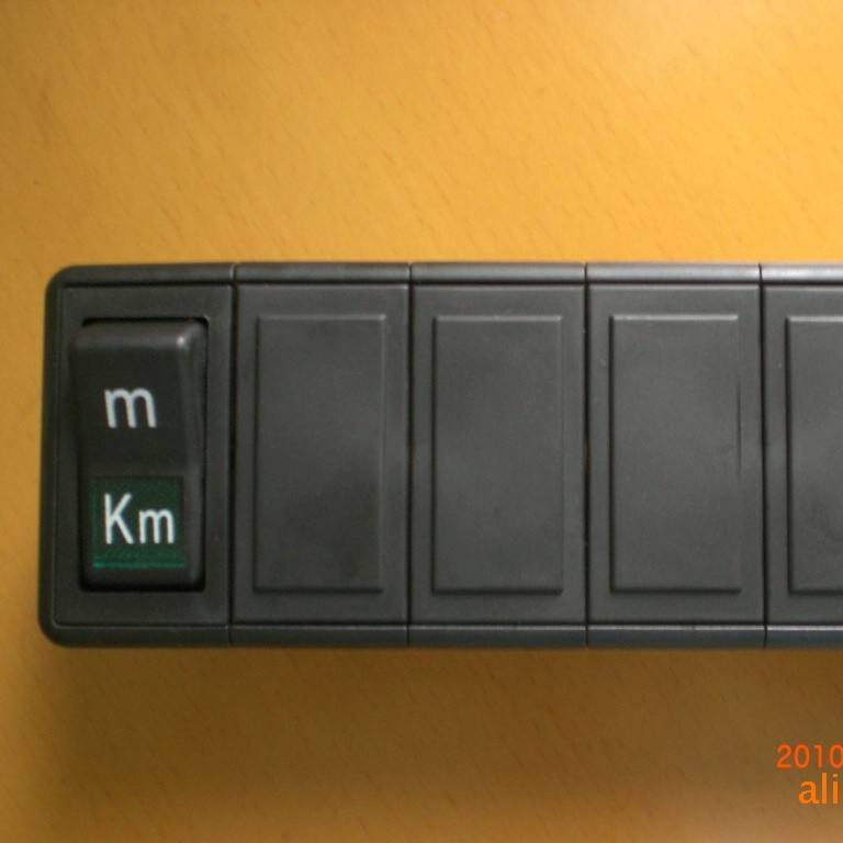 供应汽车翘板开关 汽车组合开关