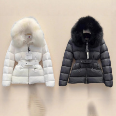 Boed蒙口羽绒服短款狐狸毛女款束腰毛皮饰边Logo徽标外套