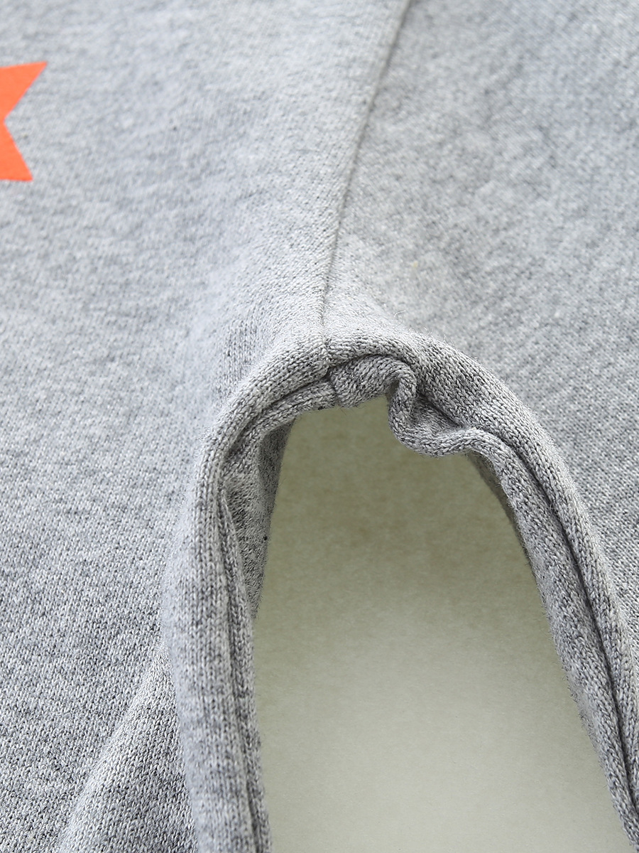 Nuevo suéter para niños en otoño suéter de dibujos animados de estilo europeo y americano suéter para bebés tejido de algodón blusa para niños de ocio image 4