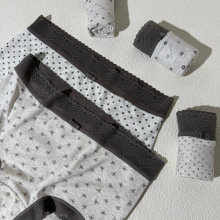 小兰裙新款Y835超细超软波点内裤超弹中腰纯棉底档舒适透气三角裤