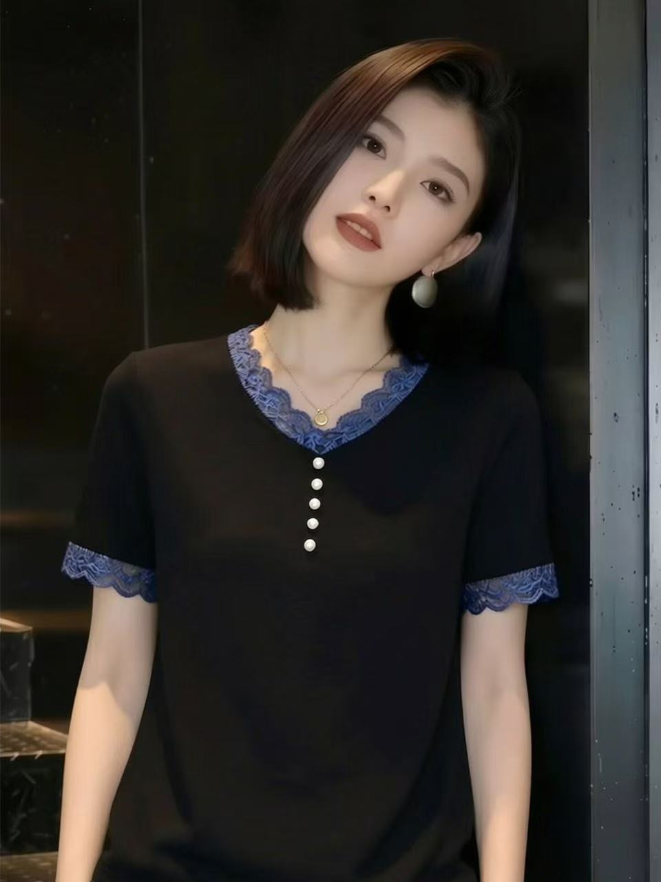 Áo thun ren cổ V tay ngắn nữ phong cách Hàn Quốc — đen
