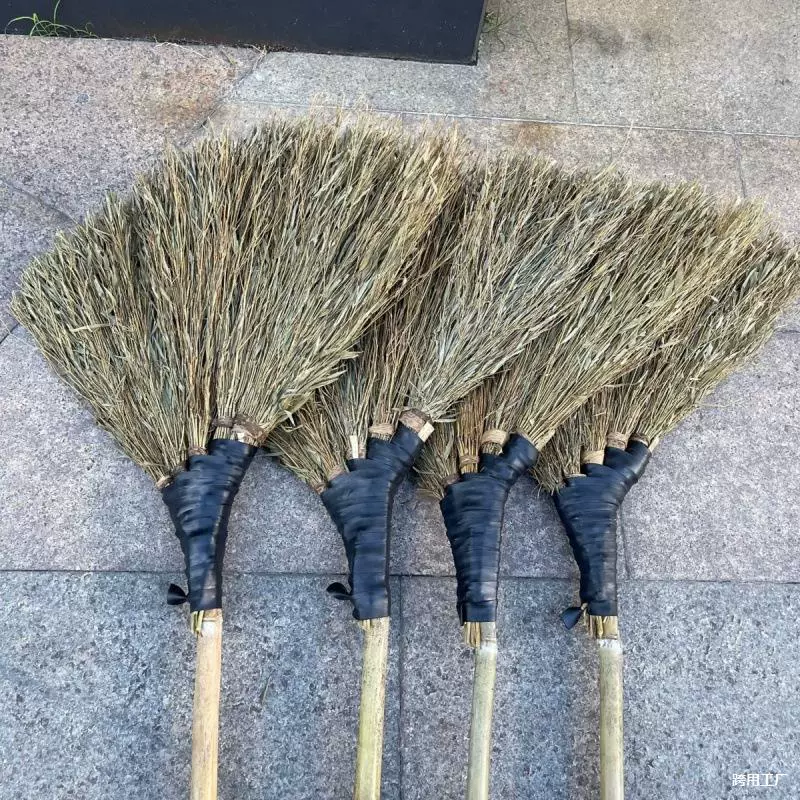 Большая бамбуковая метла для домашнего и уличного использования, уборки двора, с расширенной золотой веткой, большого размера для использования на дорогах и в цехах.