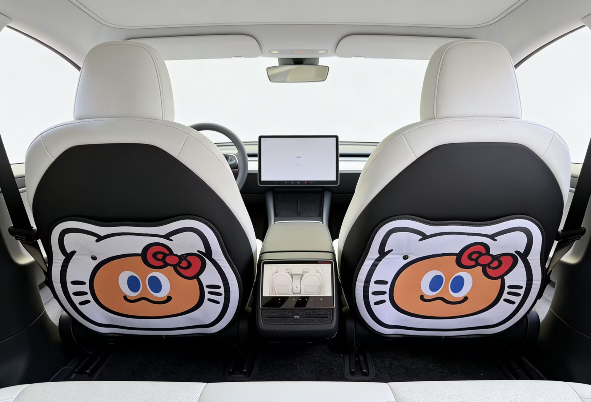Mayday Merchandise Car Seat Back Anti-Kick Pad, Children's Anti-Kick Pad, Cartoon Car Decoration Anti-Dirt Pad, Car Anti-Kick Pad