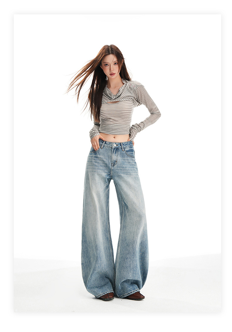 Damjeans med hög midja och raka ben i vintage blå denim_voghion.com