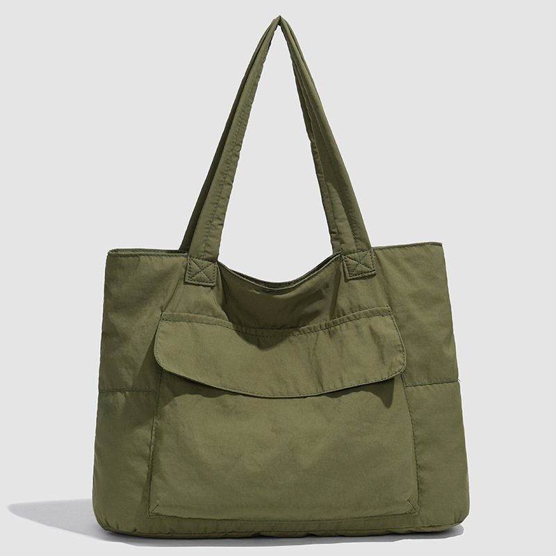 New stylish and versatile shoulder bag with a high-end feel, niche bag for female college students to use for school and tutoring
