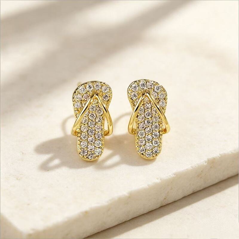 New hot-selling shiny and exquisite creative personalized sparkling diamond slipper earrings, fashionable and versatile, with a simple design for women New hot-selling shiny and exquisite creative personalized sparkling diamond slipper earrings, fashionable and versatile, with a simple design for women