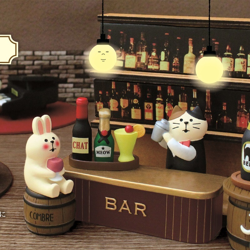 Japanese grocery zakka bar series INS bartender decorative props miniature cat resin crafts ornaments