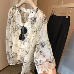 版型がとてもきれいです100% 日糸 ~ レトロな怠惰な風の水墨のプリントのゆったりした薄い金の長袖のシャツの女性の夏
