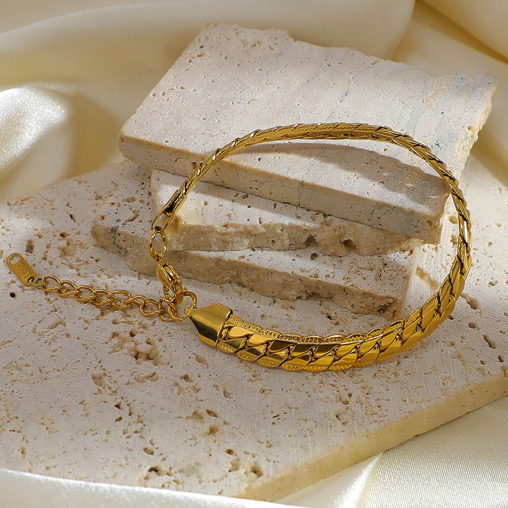 1 Piece Quantity Daily Occasion PVD Coated Real Gold Plated Geometric Heart Shape Solid Color Titanium Steel Retro Waterproof Non Tarnish Titanium Steel Bracelets