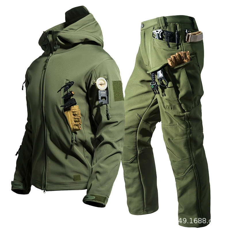 Прямая поставка с завода три-в-одном композитная одежда из Акульей кожи водонепроницаемая ветрозащитная теплая камуфляжная одежда зажим для спецназа для преодоления