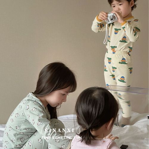 Spring 2024 New Korean Style Homecoming Set Two-Piece pajamas for Toddlers and Kids, Set of Children's Fleece-lined Innerwear