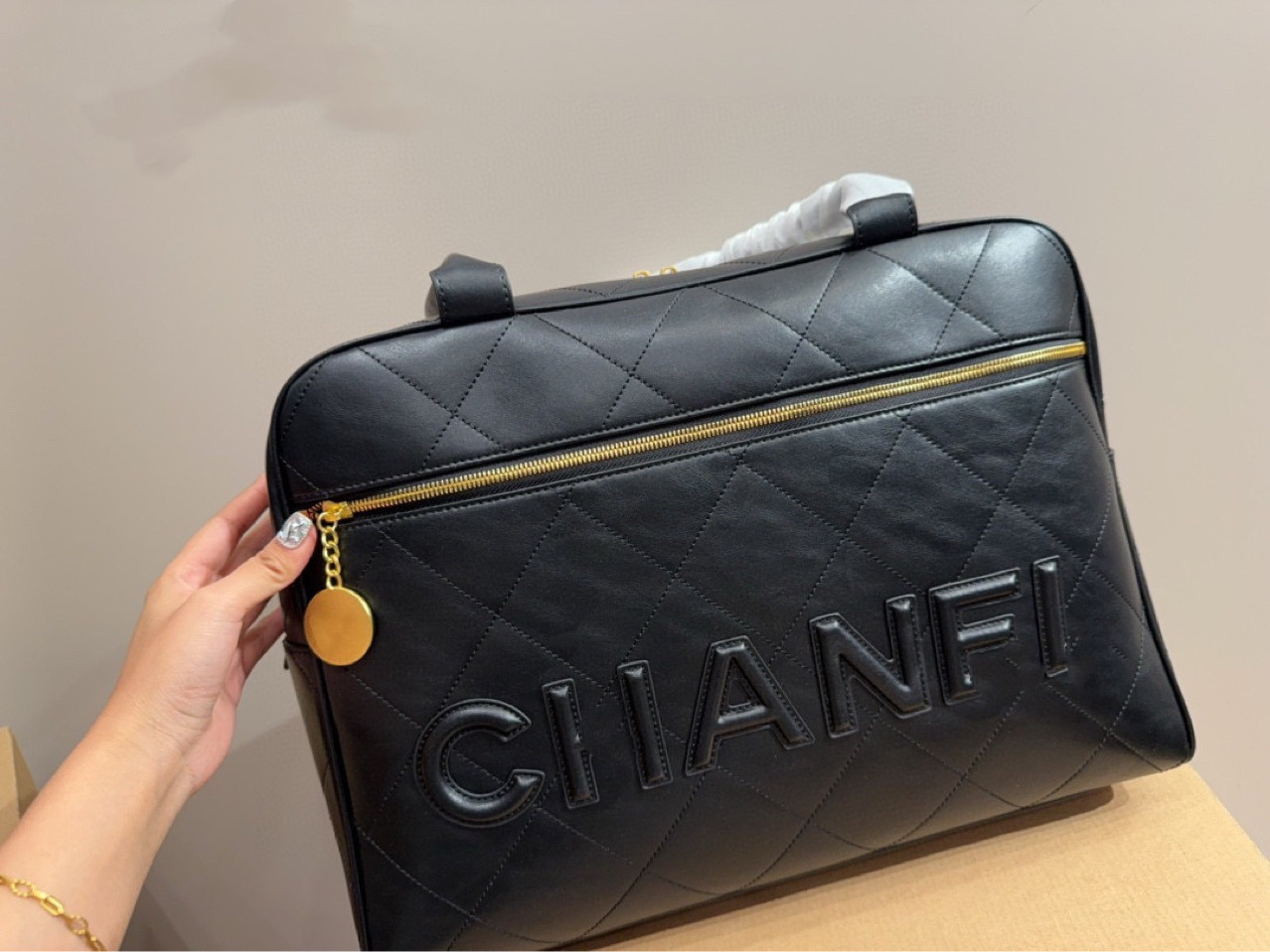 Chic Vintage Bowling Handbag