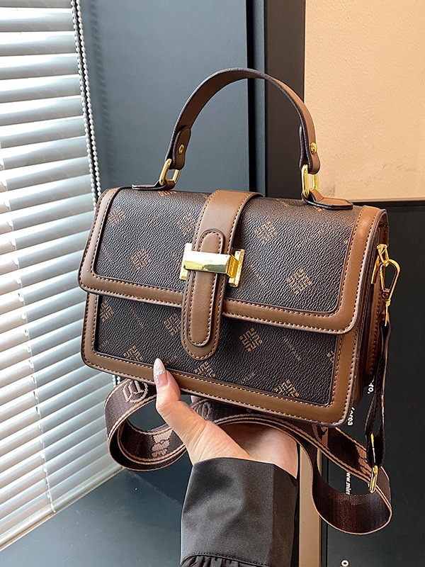 Bolsos 2024 bolsos de mujer de moda bolsos de mensajero retro de alta gama de moda bolso de hombro de estilo occidental bolso cuadrado pequeño portátil