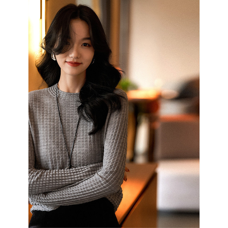 2026 Spring and Autumn New Thin Wool Round Neck Knit Sweater Long Sleeve Women's Waffle Pullover Base Shirt Top 2026 Spring and Autumn New Thin Wool Round Neck Knit Sweater Long Sleeve Women's Waffle Pullover Base Shirt Top
