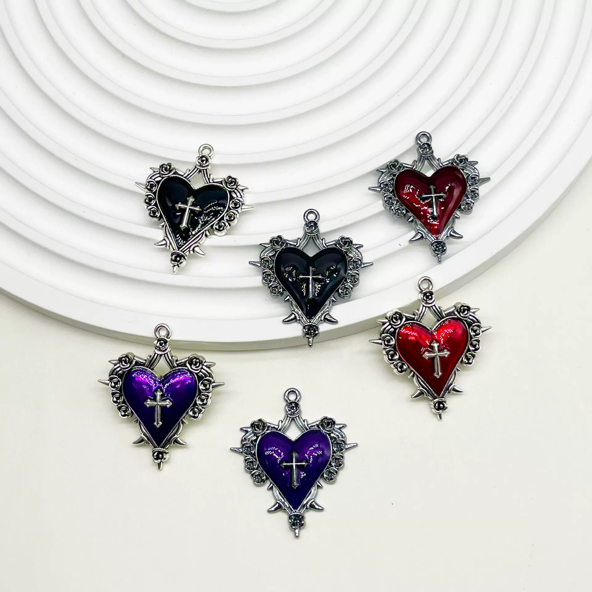 哥特风吊坠合金饰品配件暗黑荆棘之心配件万圣节甜哭饰品项链吊坠