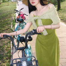 柔情夢露 珍珠吊帶連衣裙2023女夏法式收腰小眾設計長裙子 可代理