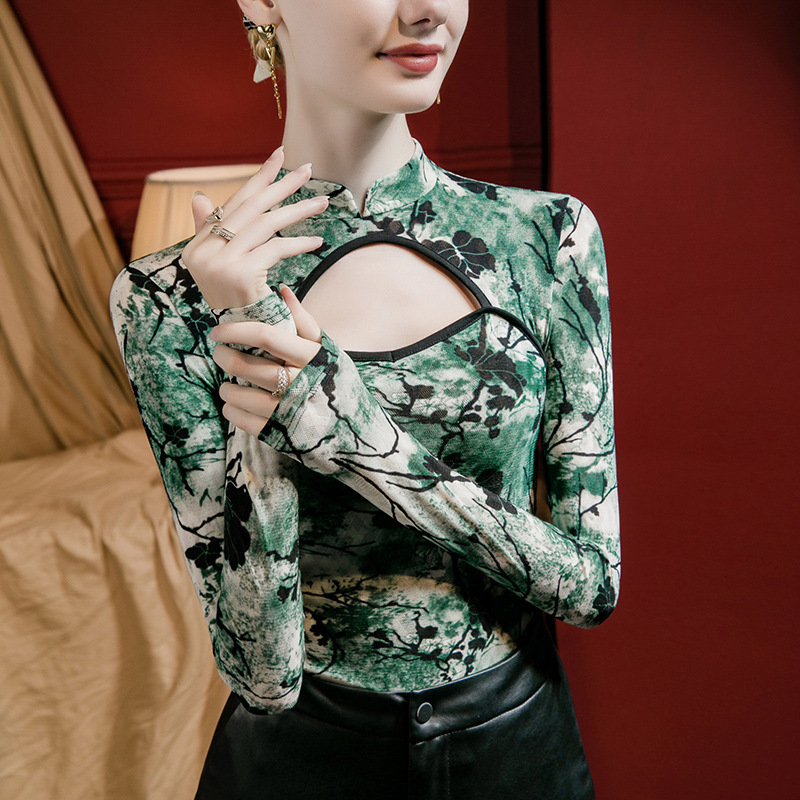 New Chinese style stand collar printed top for women slim fit hollow out 2023 autumn new tie-dyed Western style autumn and winter Inner top