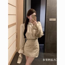 法式感泡泡袖套装长袖缎面衬衫上衣秋冬水钻收腰包臀半身短裙