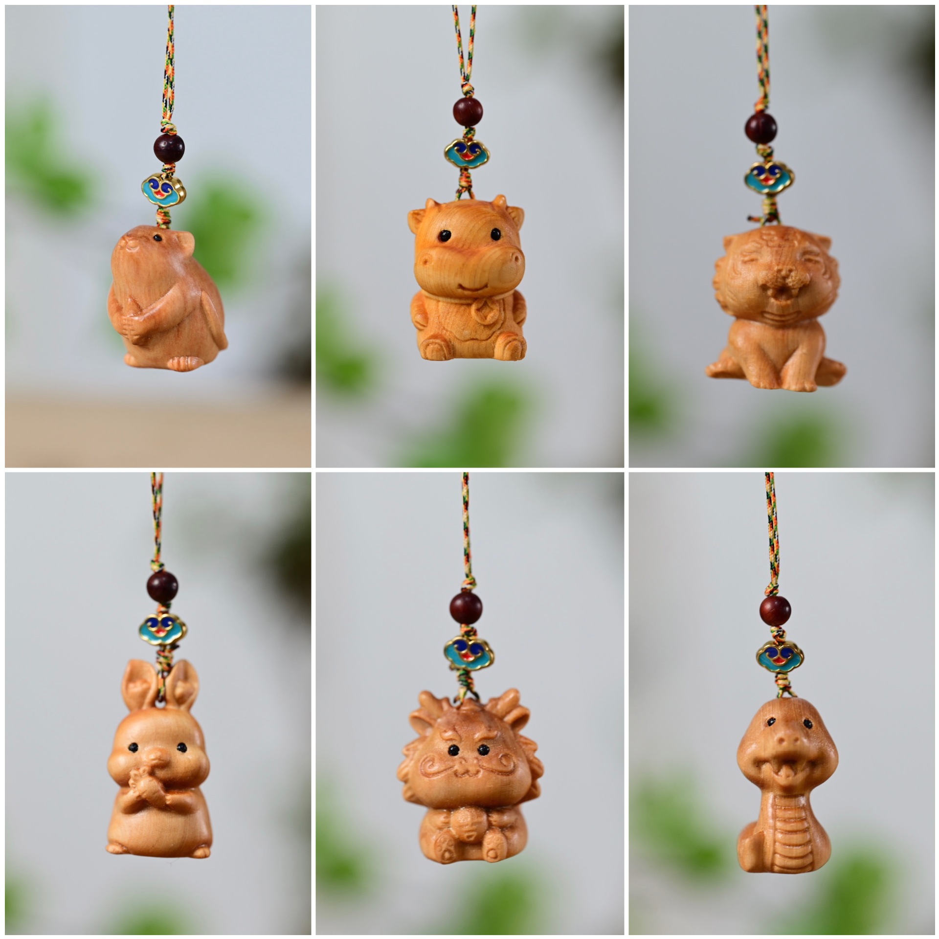 Chinese-Style Agarwood Car Keychain with Twelve Zodiac Signs, Cute Bag Phone Pendant Gift Pendant