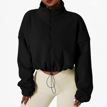 �羳���R�d�W��Ů�b�ﶬ���I���ë�q�̿��l���������e���ɬF؛