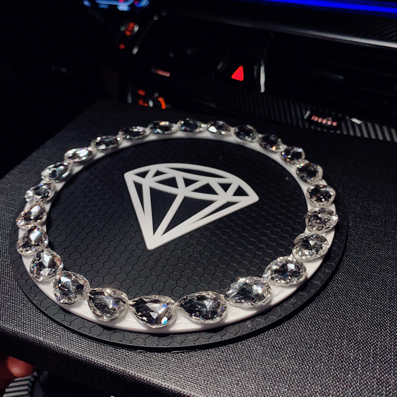 Car-mounted diamond crown car perfume seat crystal creative car perfume seat ornaments female car interior decorations