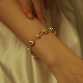 耳环;项链;戒指