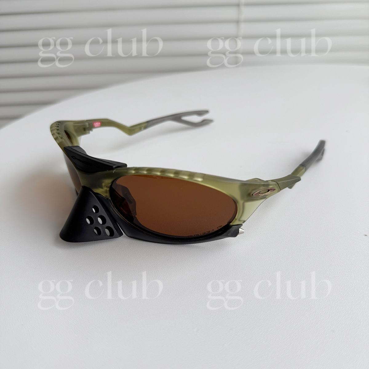 Eagle Beak Plantaris Sports Running and Cycling Polarized Anti-Uv Sunglasses Y2K Style Thick Climbing Sunglasses