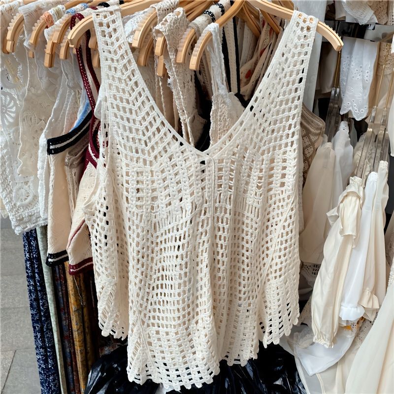 Crocheted hollow-out knitted vest vest for women Summer new Korean style retro loose sleeveless camisole blouse Crocheted hollow-out knitted vest vest for women Summer new Korean style retro loose sleeveless camisole blouse