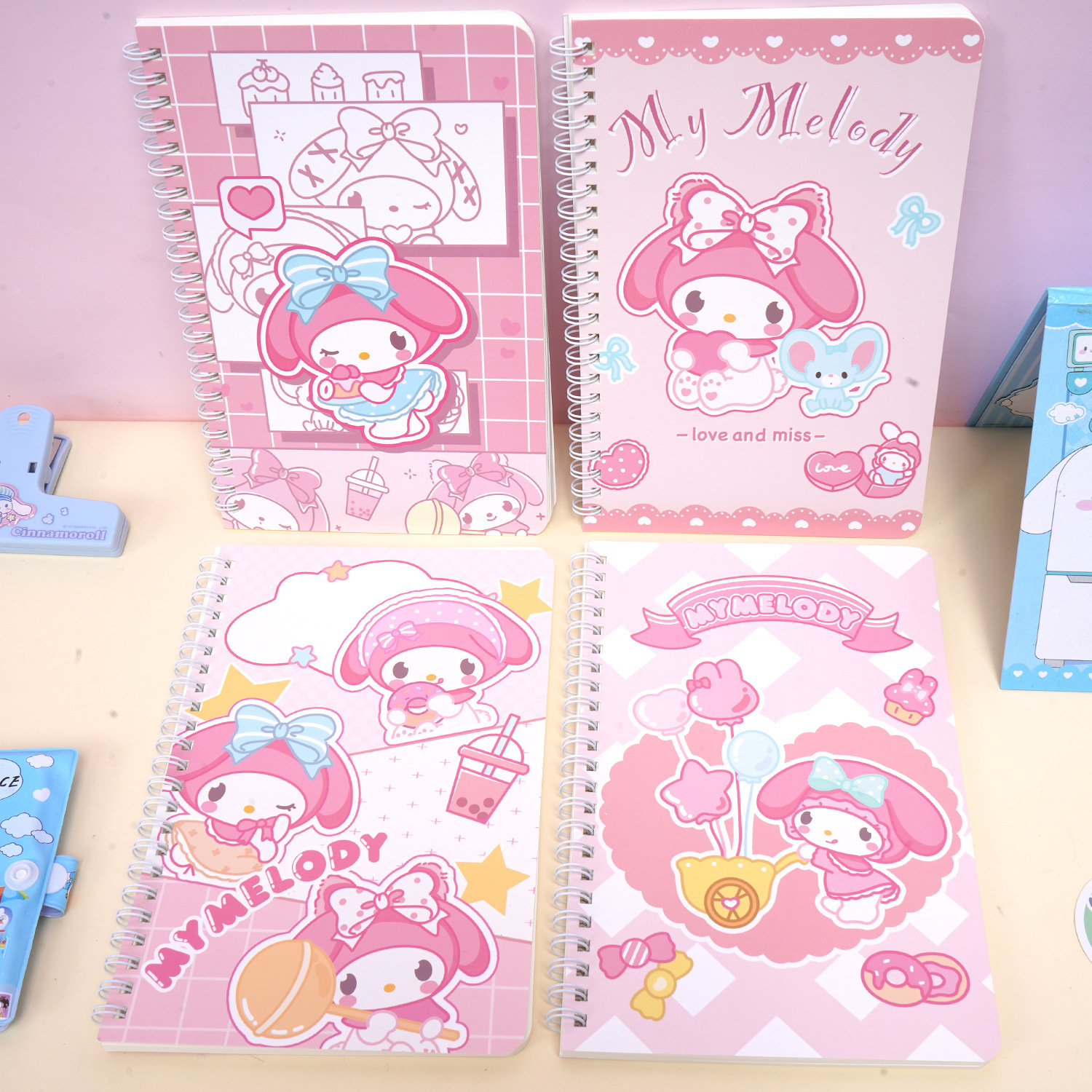 漫画のケイティの猫のA5線の本insの高い顔の値の学生のルーズリーフのノートkt猫の横線の帳簿の卸売り