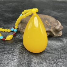 批发二代蜜蜡吊坠琥珀无事牌波罗的海鸡油黄血珀毛衣链水滴项链